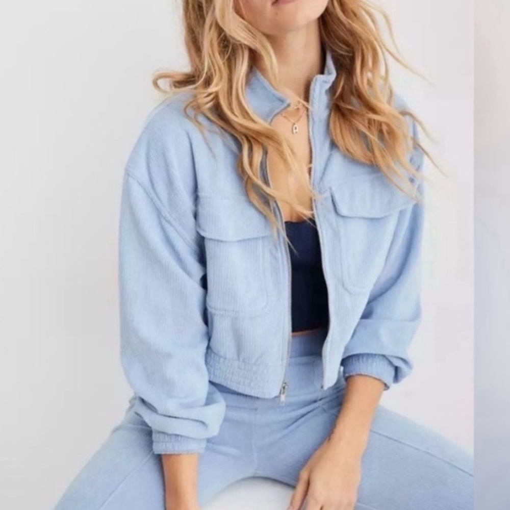Aerie Groove On Velour Corduroy Cropped Zip-Up Jacket